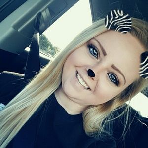 Meet your Posher, Megan